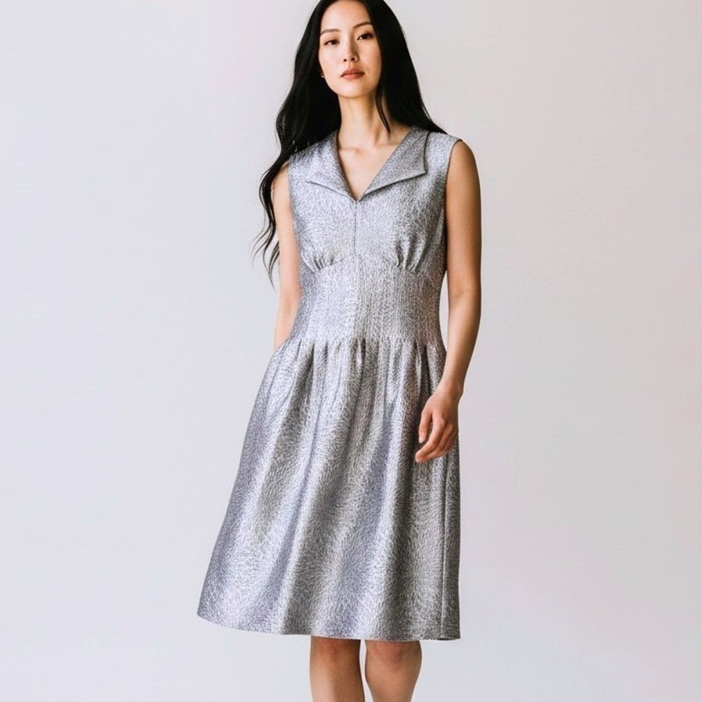 Vintage Maggy London Silver Metallic Dress Sleeveless Fit Flare Cocktail Sz 12